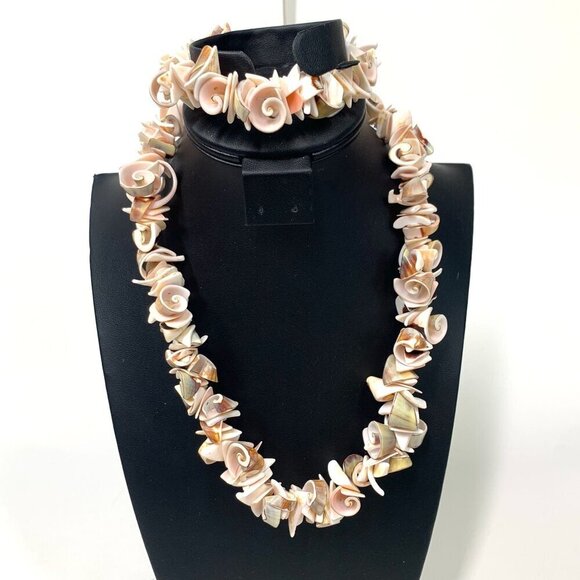 Handcrafted Shell Necklace & Bracelet Set Pink & Beige Screw Clasp 19"L/8"L - Picture 1 of 8